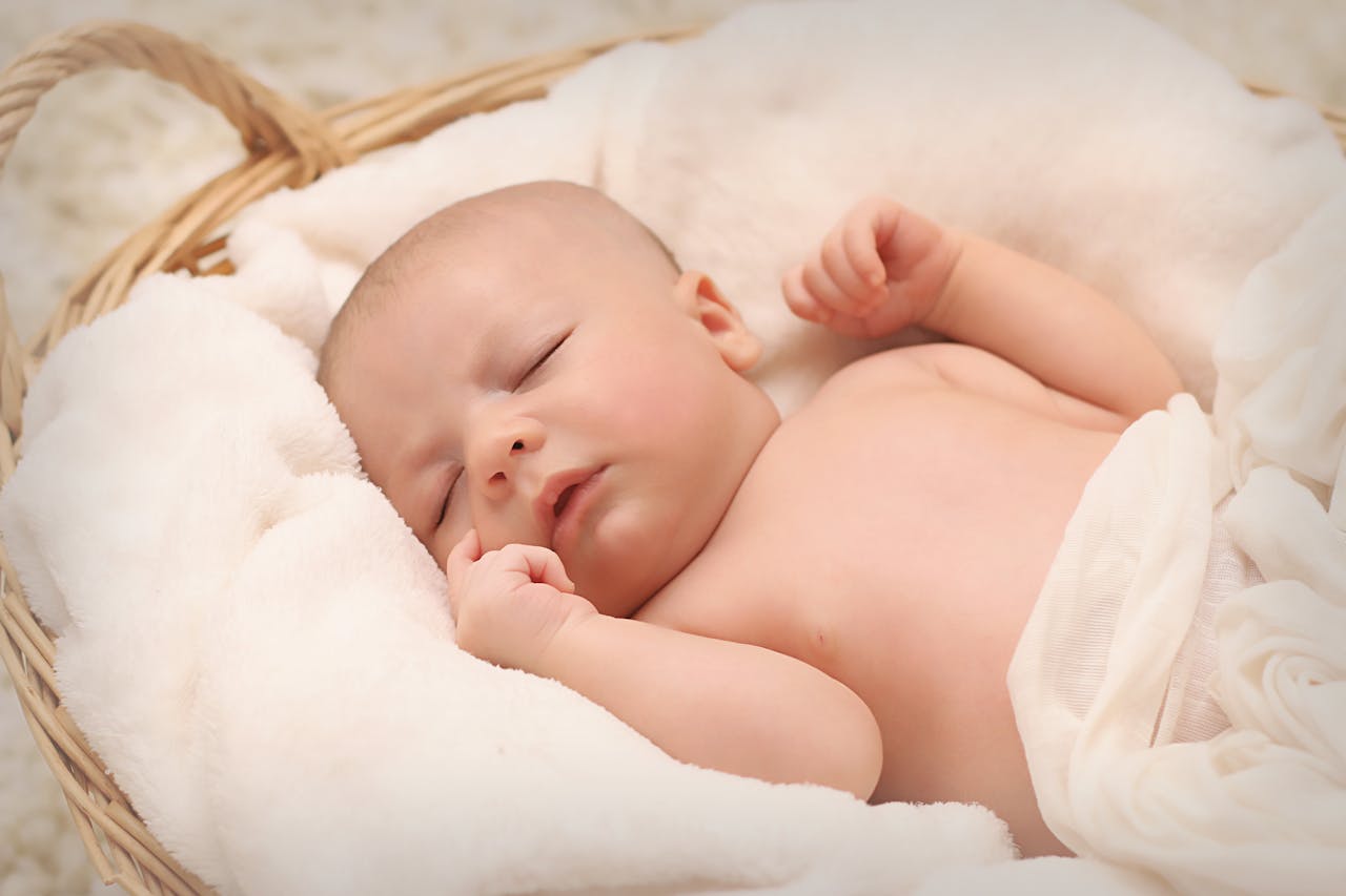 Schedule Your Baby’s First Visit to a Pediatrician in Sugar Land
