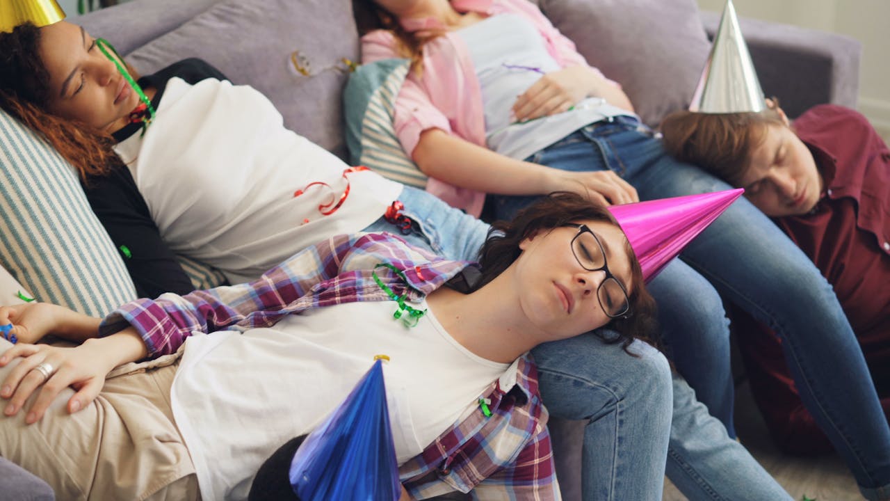 How Digital Devices Are Changing Adolescent Sleep Patterns — And What Parents Can Do